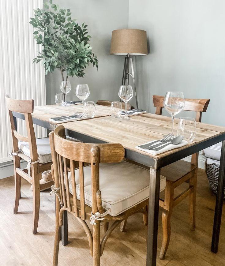 Dix Restaurant & Chambres D'Hotes, Sainte-Alvere, Dordogne 외부 사진