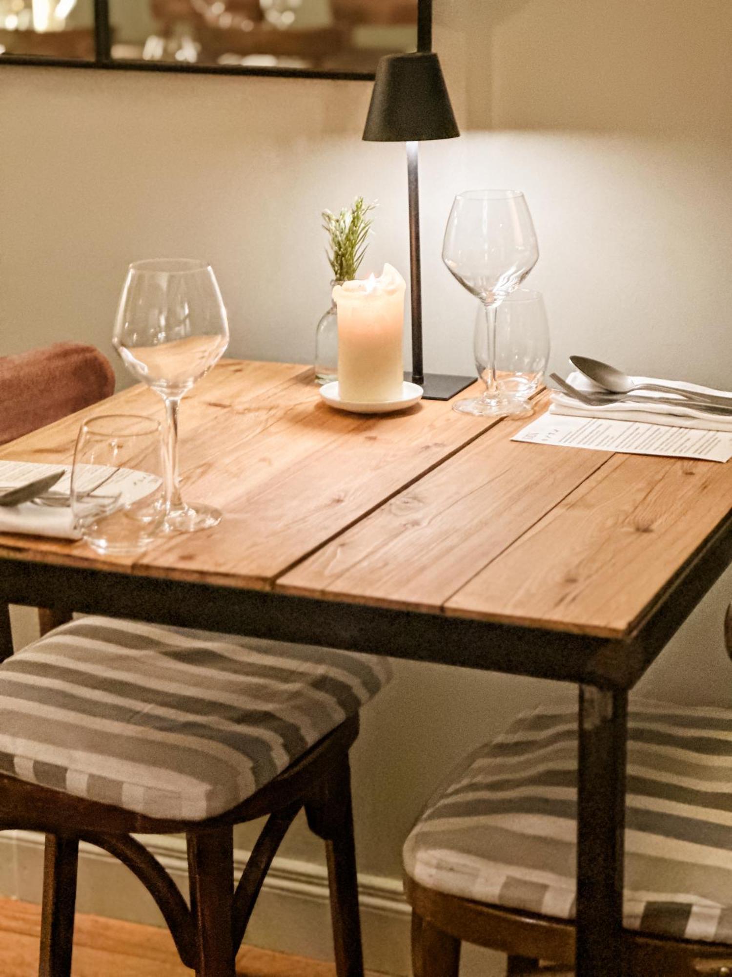 Dix Restaurant & Chambres D'Hotes, Sainte-Alvere, Dordogne 외부 사진